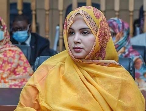 فاطمة منت انجيان رئيسة المرصد الوطني لحقوق المرأة والفتاة 